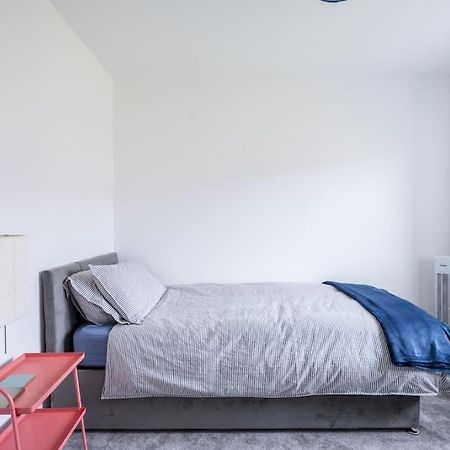 Cosy 3 Bed Near Beaches, Cardiff & Brecon Beacons Coity Zewnętrze zdjęcie