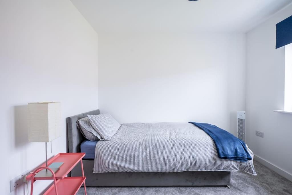 Cosy 3 Bed Near Beaches, Cardiff & Brecon Beacons Coity Zewnętrze zdjęcie
